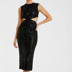 IEENA FOR MAC DUGGAL
Black Sequin Front Twist Cut Out Column Dress